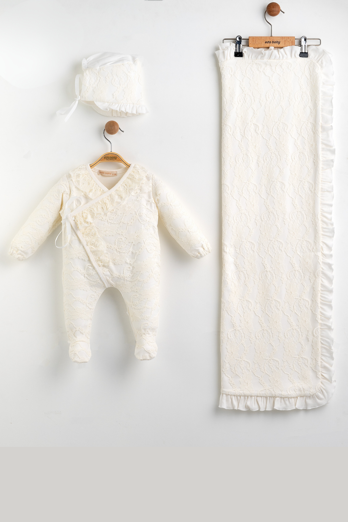 Royale Lace 3 Parça Dantelli Hastane Çıkışı Seti-Ekru
