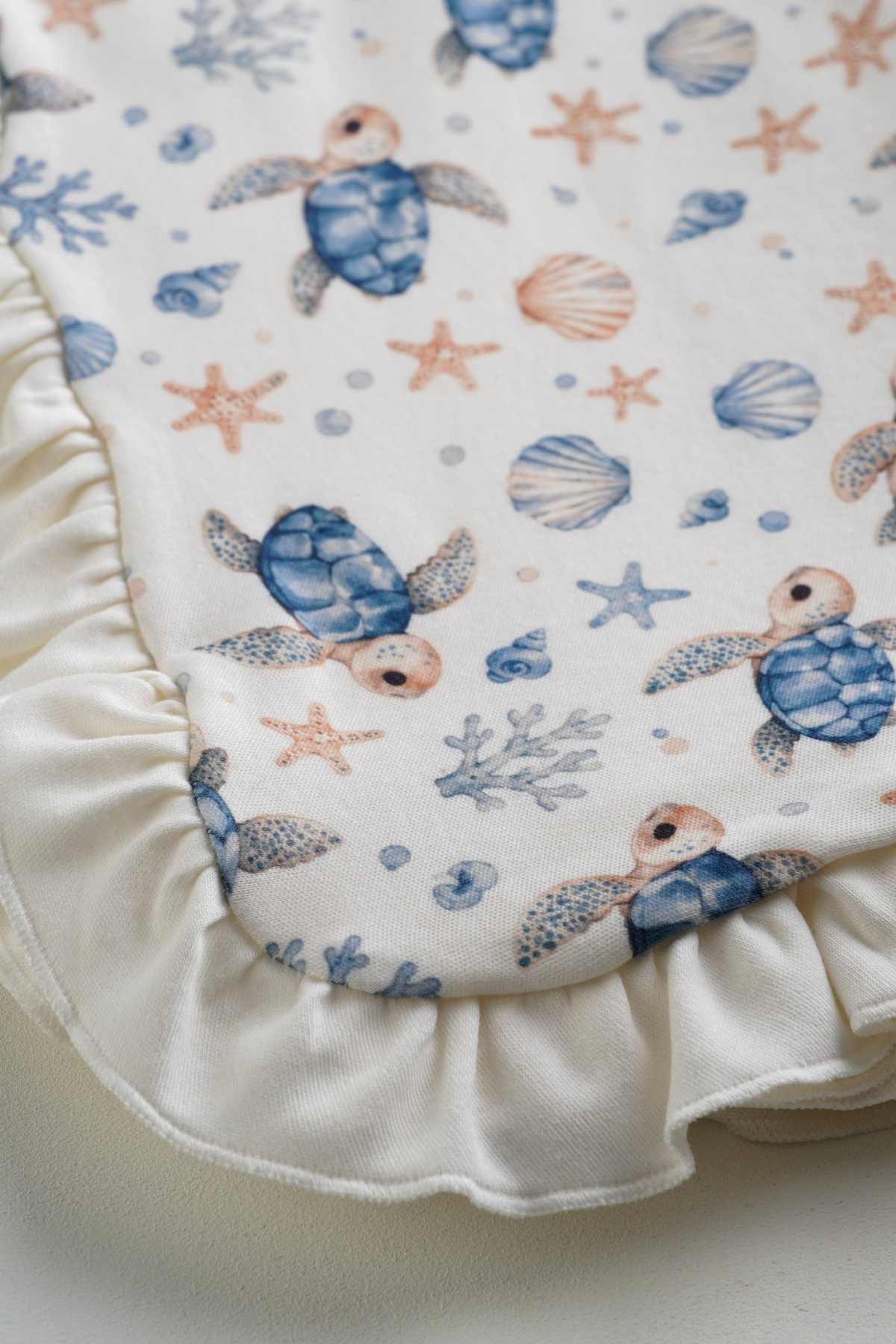 Turtle Bay 3 Parça Yenidoğan Tulum, Şapka & Battaniye Hastane Çıkış Seti