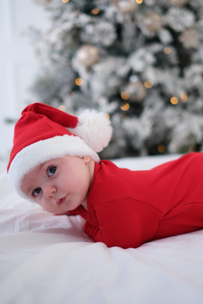 İlk Yılbaşım Noel Baba Nakışlı Şapkalı Unisex Bebek Tulum Seti / Kırmızı